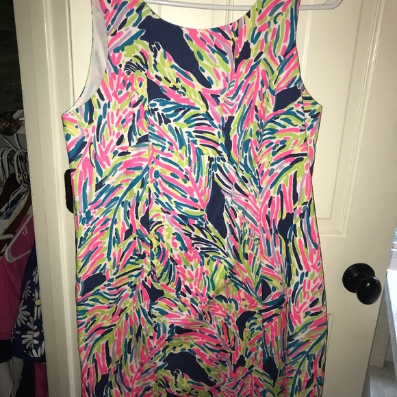 Lilly Pulitzer Dresses & Skirts - Lily Pulitzer size 10 shift dress